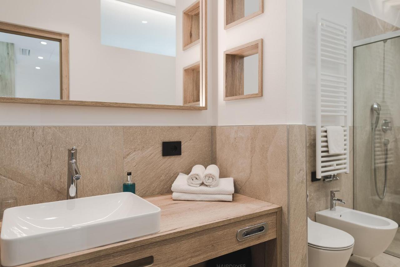 Hotel Mandelhof Апп'яно-сулла-Страда-дель-Віно Екстер'єр фото