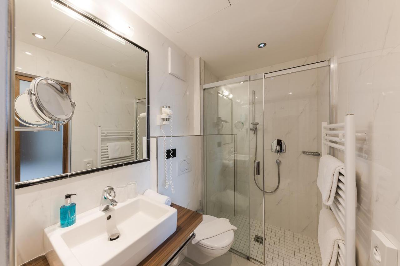 Hotel Mandelhof Апп'яно-сулла-Страда-дель-Віно Екстер'єр фото